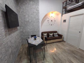 Отель TAPIA'S ROOMS BIG, Катания